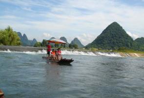 Yulong River Bamboo Rafting